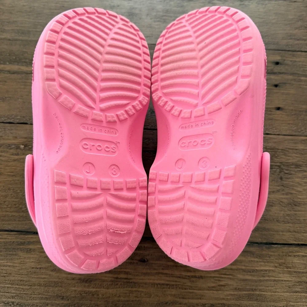 Crocs Classic Clog‎ Bubblegum Pink Kids Junior Size J3 Slip On Water Shoes